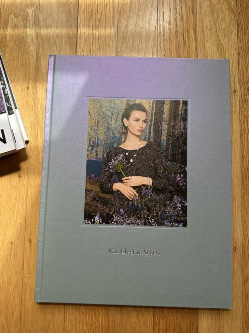Van Cleef & Arpels High Jewelry Hardcover Book Collection Catalog New Unread